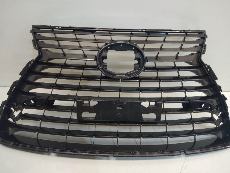 Решетка радиатора