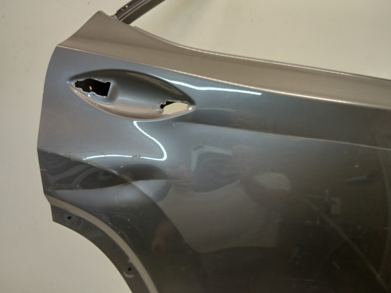 Дверь задняя правая