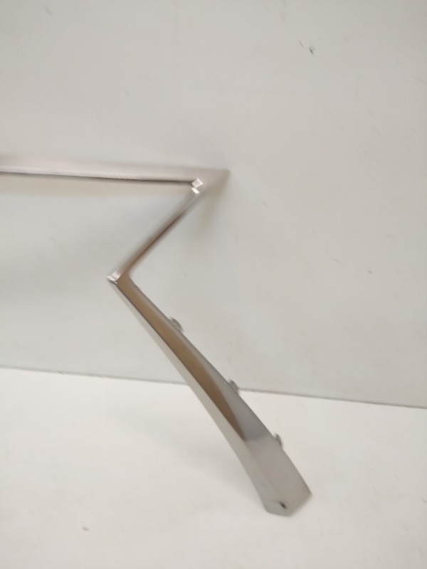 Накладка на решетку радиатора