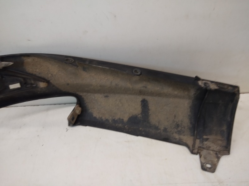 Спойлер заднего бампера