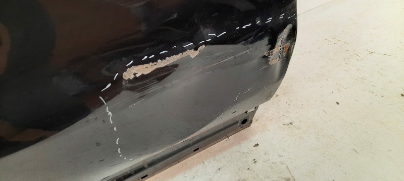 Дверь задняя правая