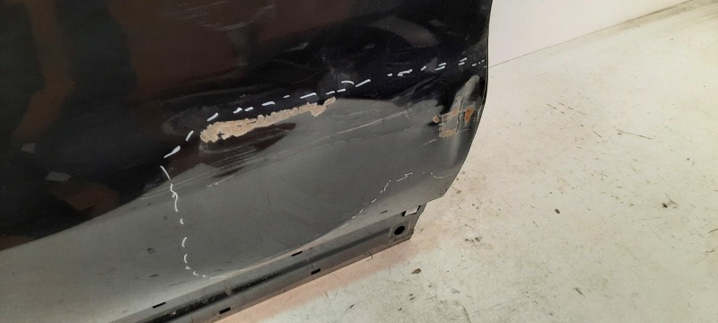 Дверь задняя правая