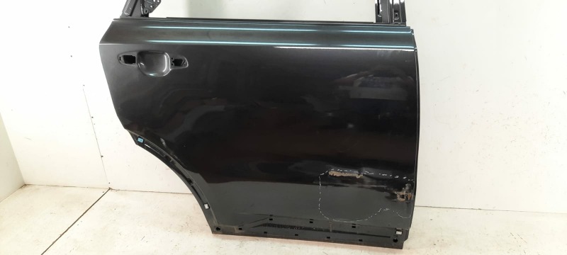 Дверь задняя правая