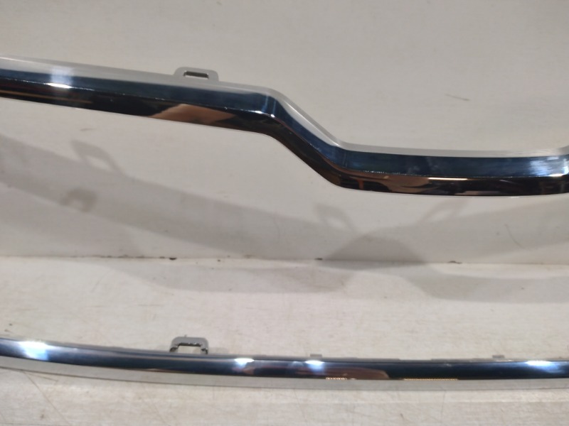 Накладка на решетку радиатора