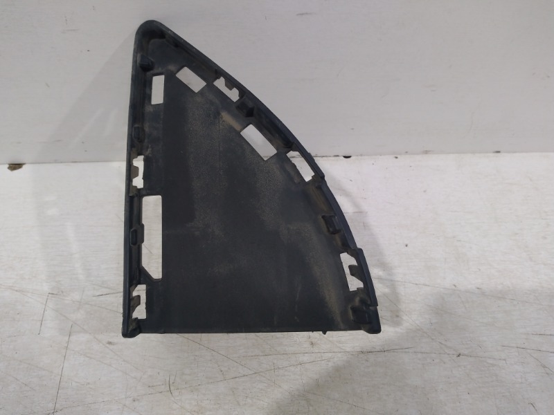 Накладка переднего бампера правая