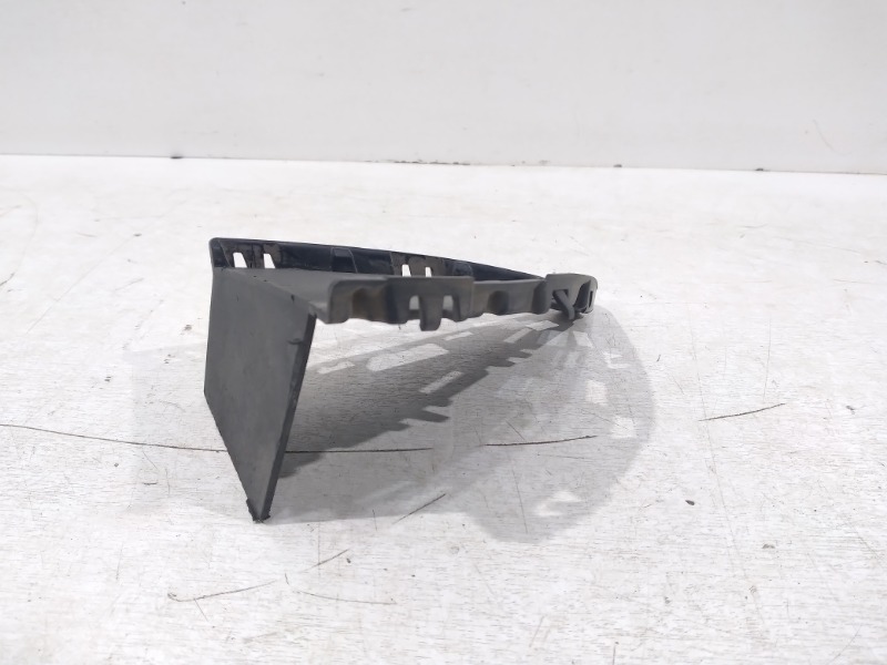 Накладка переднего бампера правая