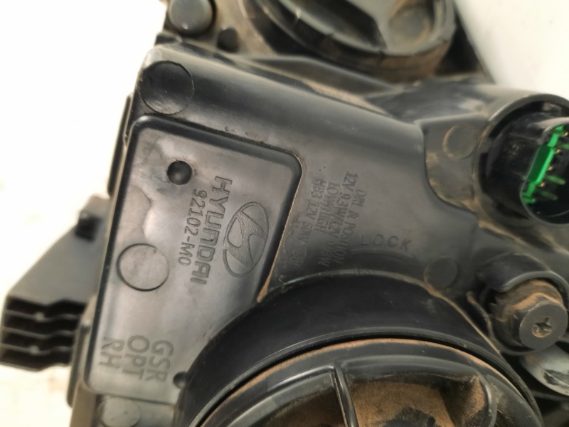 Фара правая