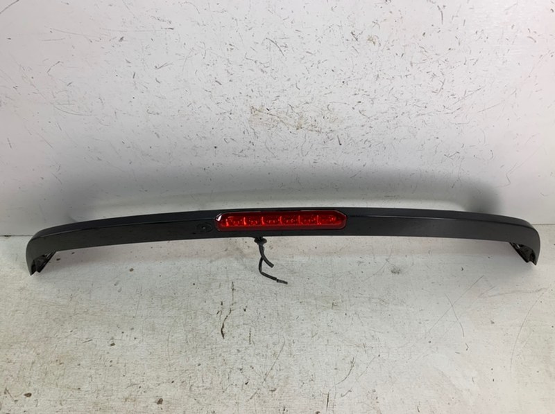 Спойлер (дефлектор) крышки багажника