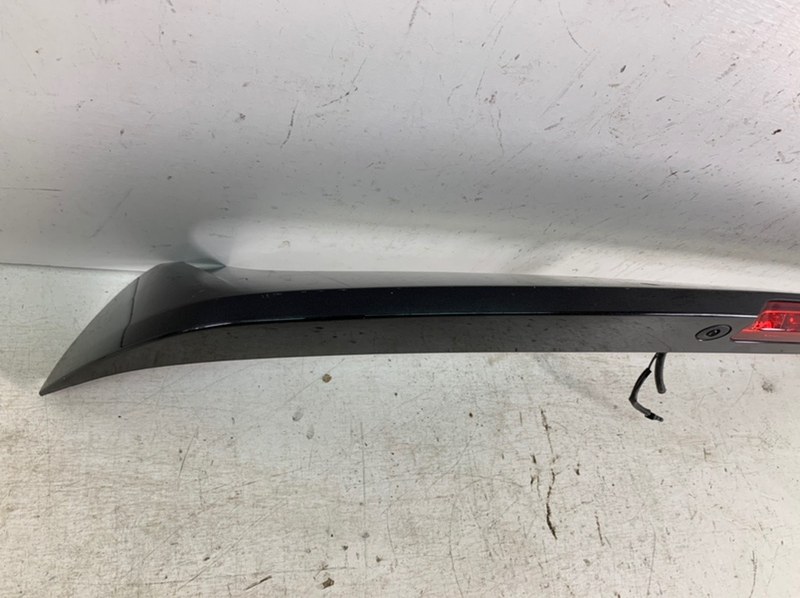 Спойлер (дефлектор) крышки багажника