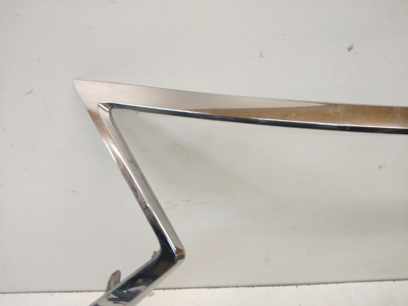 Накладка на решетку радиатора