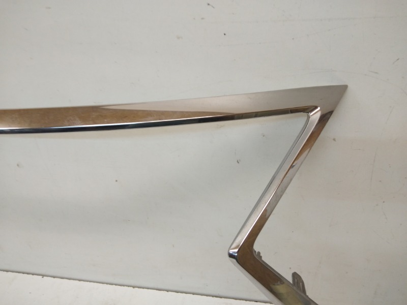 Накладка на решетку радиатора