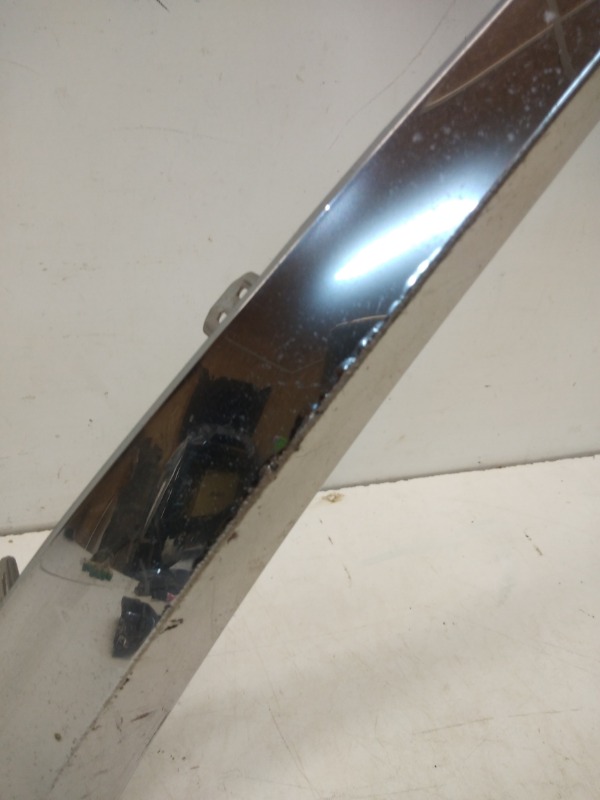 Накладка на решетку радиатора