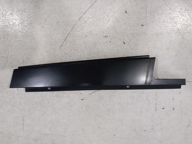 Накладка двери задней правой