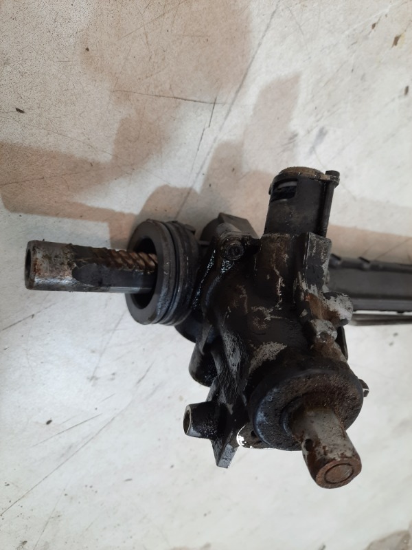 Рейка рулевая