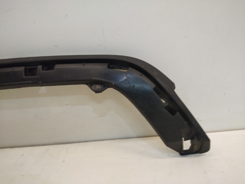 Спойлер заднего бампера