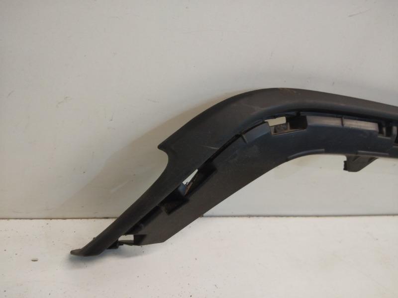 Спойлер заднего бампера