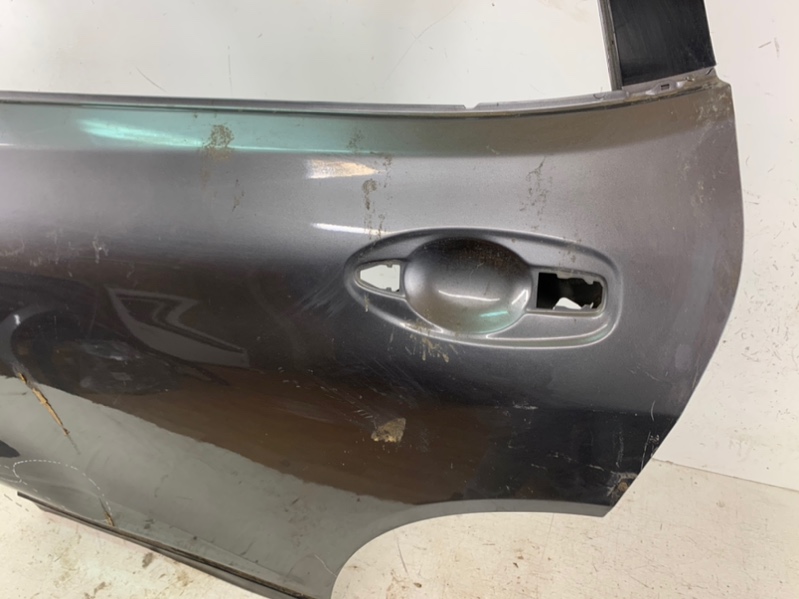 Дверь задняя левая