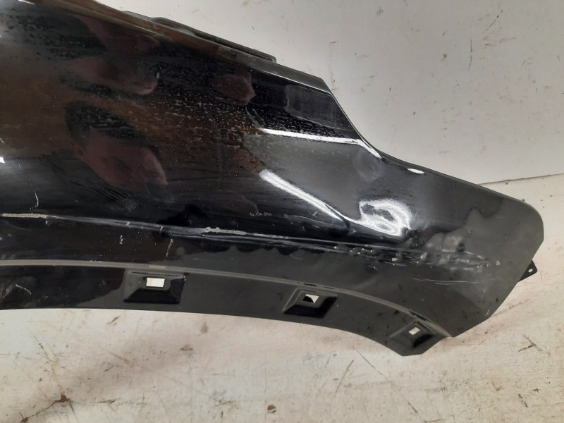 Крыло переднее правое