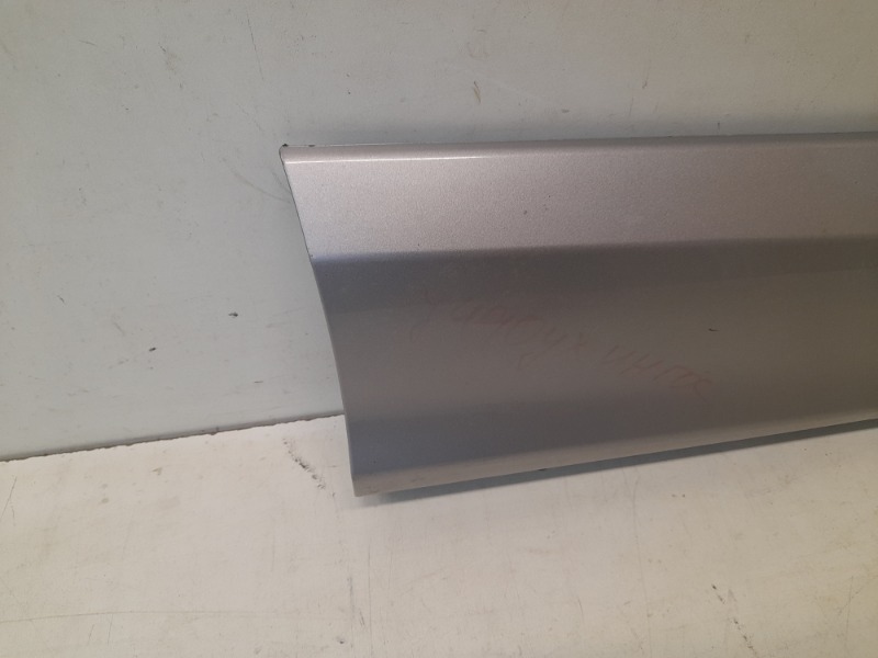 Накладка двери задней правой