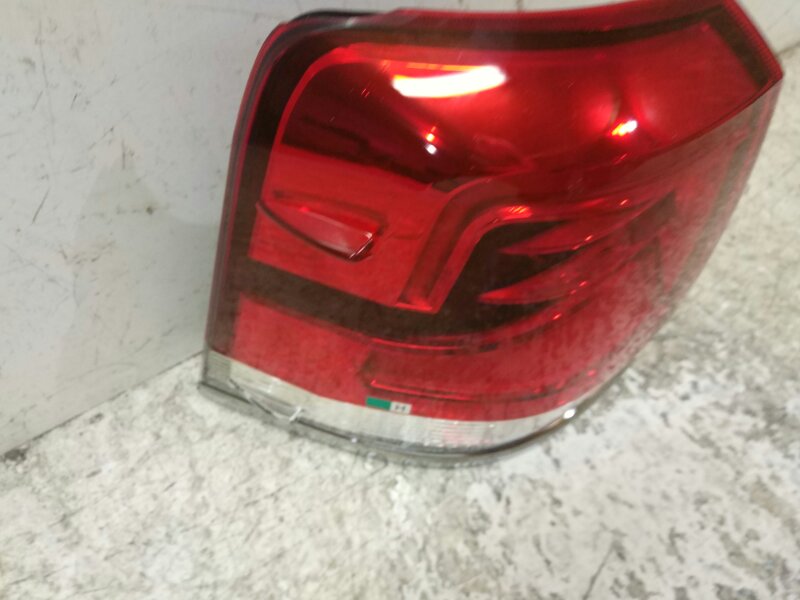 Фонарь задний левый