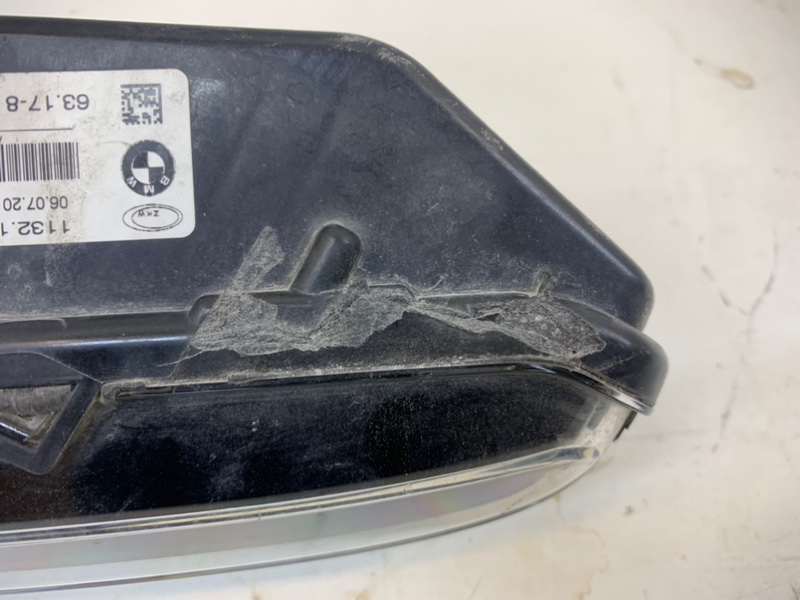 Фара противотуманная левая