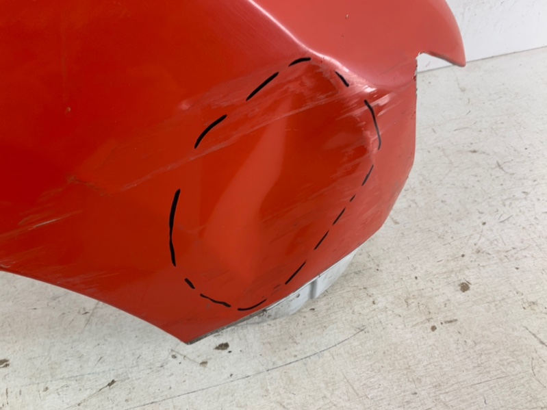 Крыло переднее правое