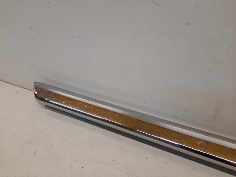 Молдинг двери