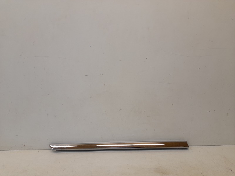 Молдинг двери