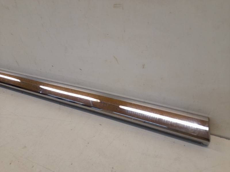 Молдинг двери