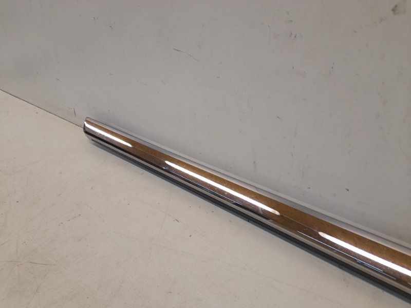 Молдинг двери