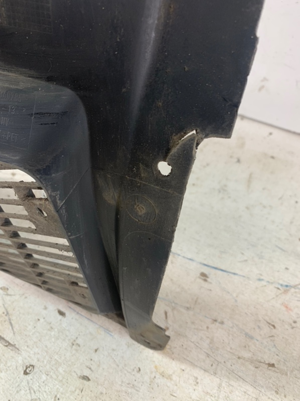 Локер передний левый