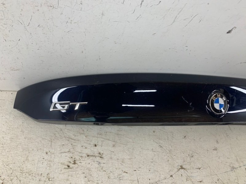 Накладка крышки багажника