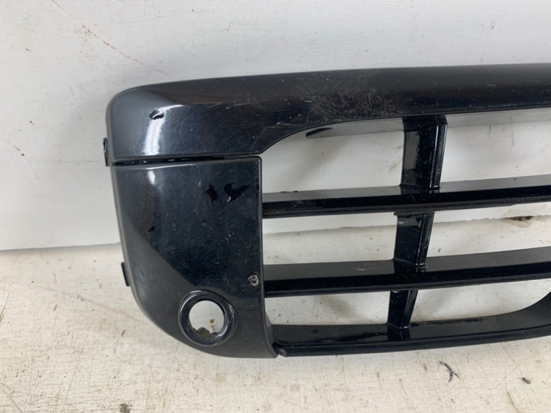 Решетка в бампер правая