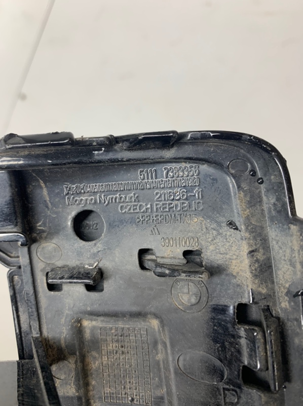 Решетка в бампер правая