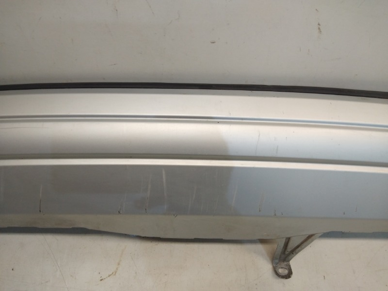 Спойлер заднего бампера