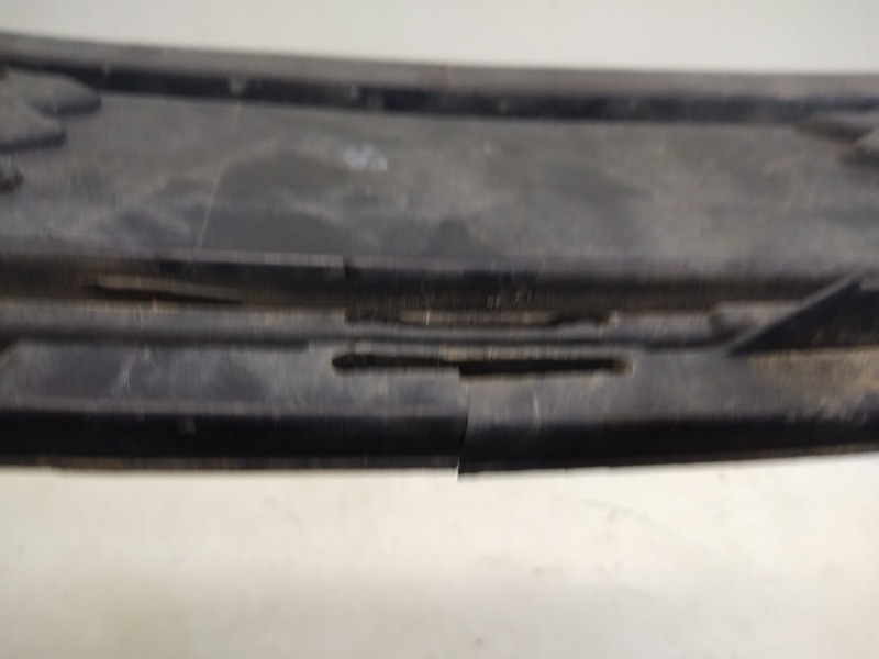 Решетка в бампер правая