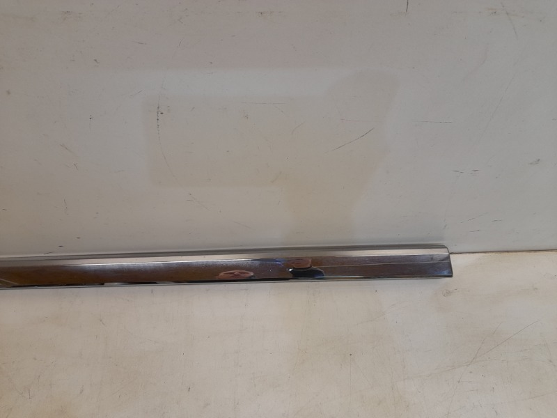 Молдинг двери