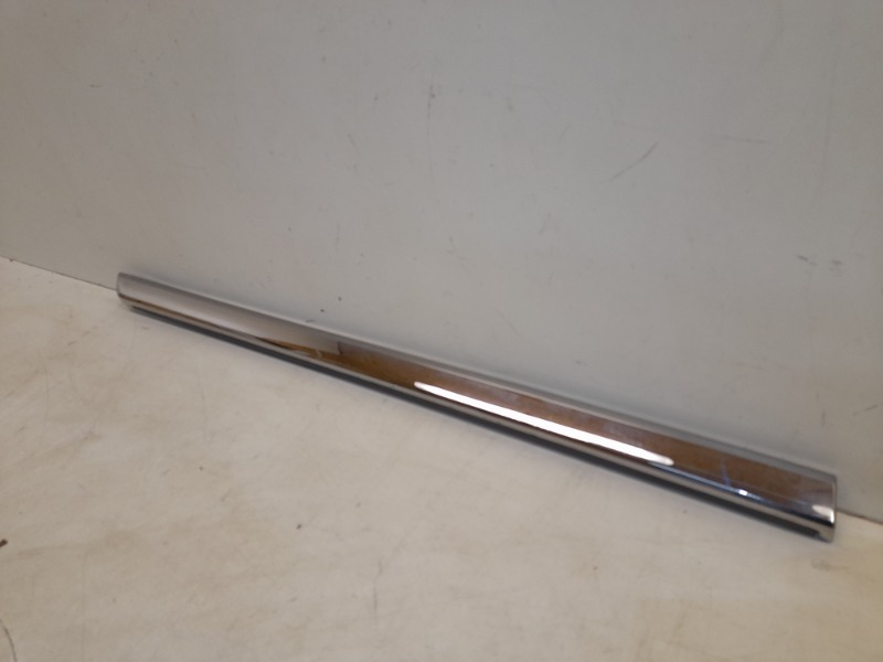 Молдинг двери