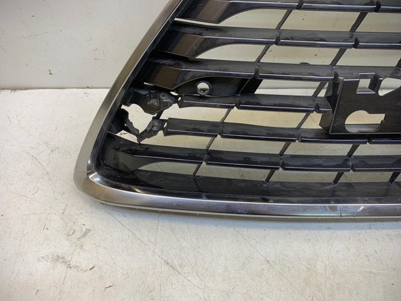 Решетка радиатора