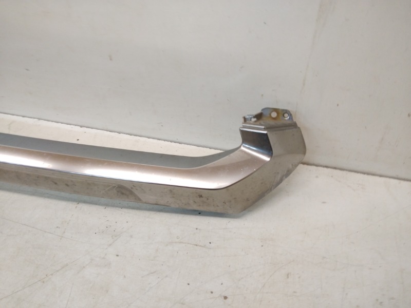 Накладка на решетку радиатора