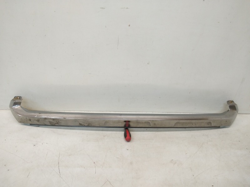 Накладка на решетку радиатора