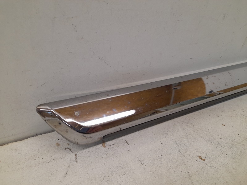 Молдинг двери