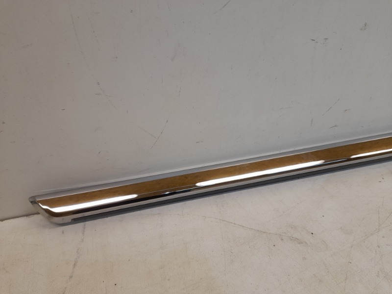 Молдинг двери