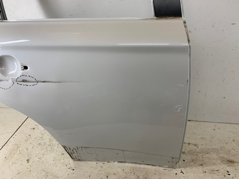 Дверь задняя правая