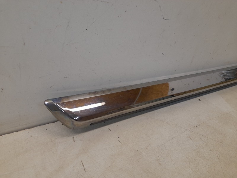 Молдинг двери