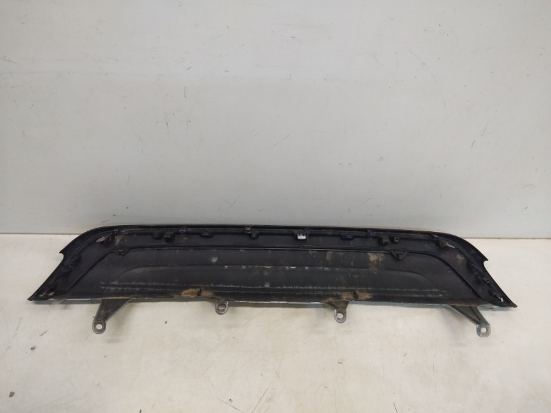 Спойлер заднего бампера