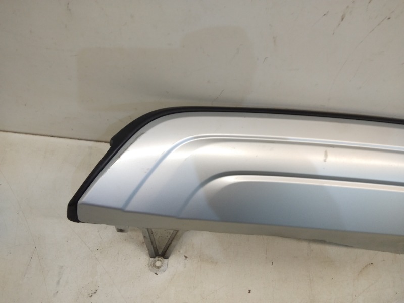 Спойлер заднего бампера