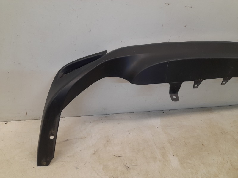 Спойлер заднего бампера