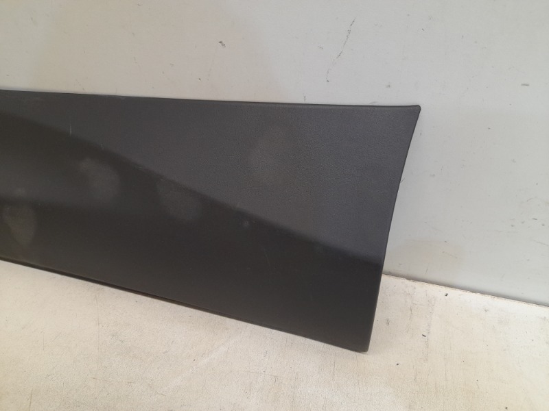 Накладка двери задней левой