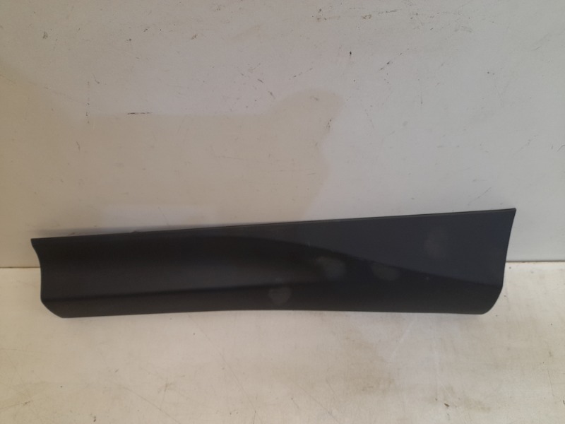 Накладка двери задней левой